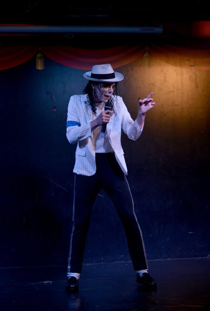 MJ 1 - Friday Night Live
