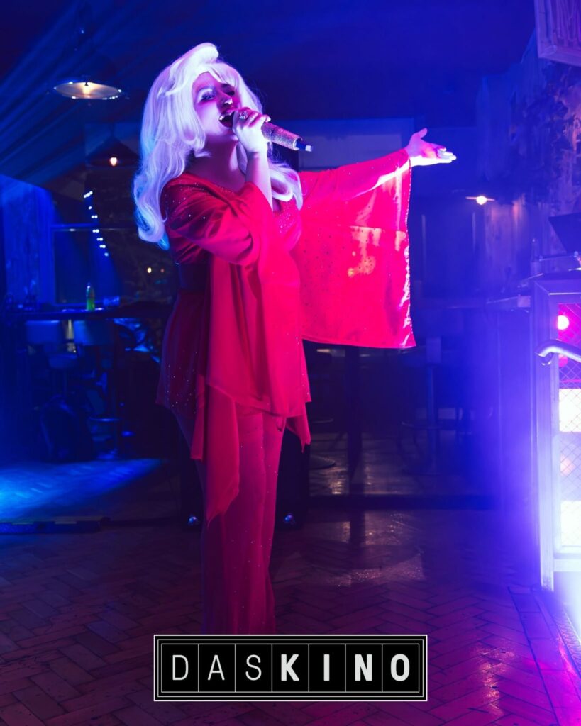811501226 1481021830719553 1286325536332659420 n - Friday Night Live